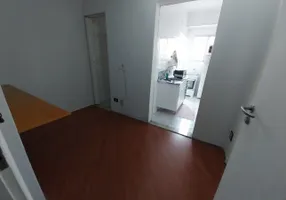 Foto 1 de Apartamento com 1 Quarto para alugar, 32m² em Aclimação, São Paulo
