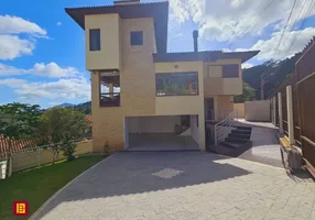 Foto 1 de Casa com 4 Quartos à venda, 300m² em Joao Paulo, Florianópolis