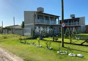 Foto 1 de Casa com 2 Quartos à venda, 72m² em Balneário Atlântico, Arroio do Sal