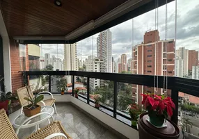 Foto 1 de Apartamento com 3 Quartos à venda, 127m² em Jardim Vila Mariana, São Paulo