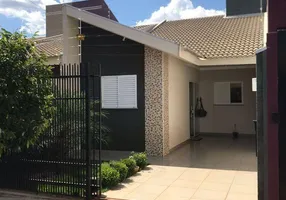 Foto 1 de Casa com 3 Quartos à venda, 81m² em Jardim Aurora, Sarandi