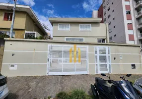 Foto 1 de Sobrado com 5 Quartos para venda ou aluguel, 350m² em Parque Peruche, São Paulo