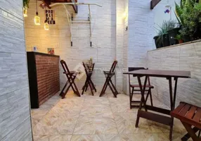 Foto 1 de Apartamento com 2 Quartos à venda, 120m² em Ramos, Rio de Janeiro
