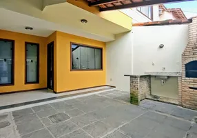 Foto 1 de Casa com 3 Quartos à venda, 100m² em Mirante da Lagoa, Macaé