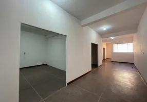 Foto 1 de Ponto Comercial com 6 Quartos para alugar, 250m² em Centro, Jandira