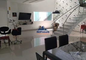 Foto 1 de Casa com 4 Quartos à venda, 540m² em Charitas, Niterói