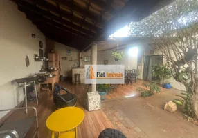 Foto 1 de Casa com 3 Quartos à venda, 200m² em Residencial e Comercial Palmares, Ribeirão Preto
