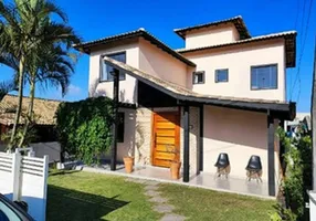 Foto 1 de Casa de Condomínio com 3 Quartos à venda, 220m² em Balneario São Pedro, São Pedro da Aldeia