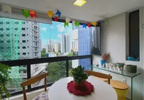 Foto 1 de Apartamento com 4 Quartos à venda, 100m² em Parnamirim, Recife