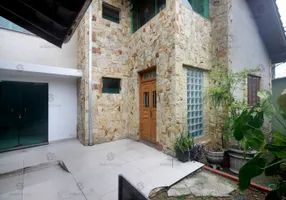 Foto 1 de Casa de Condomínio com 3 Quartos para venda ou aluguel, 271m² em Vila Bocaina, Mauá