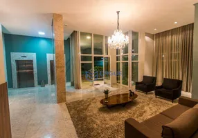 Foto 1 de Apartamento com 2 Quartos à venda, 122m² em Meireles, Fortaleza
