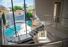 Foto 1 de Sobrado com 4 Quartos para venda ou aluguel, 340m² em Loteamento Bela Vista, Canoas