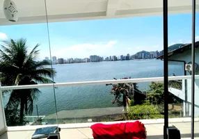 Foto 1 de Casa com 3 Quartos para alugar, 435m² em Parque Prainha, São Vicente