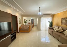 Foto 1 de Casa com 4 Quartos para alugar, 180m² em Ipanema, Londrina