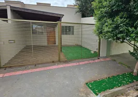 Foto 1 de Casa com 3 Quartos para alugar, 78m² em Alpes, Londrina