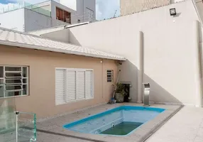 Foto 1 de Casa com 4 Quartos à venda, 247m² em Jaraguá, Belo Horizonte