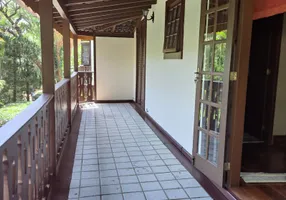 Foto 1 de Apartamento com 4 Quartos à venda, 200m² em Bonsucesso, Petrópolis