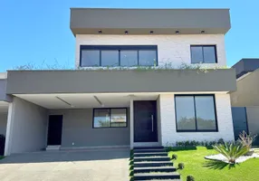 Foto 1 de Casa de Condomínio com 4 Quartos à venda, 331m² em Residencial Goiânia Golfe Clube, Goiânia