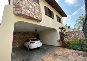 Foto 1 de Casa com 4 Quartos à venda, 328m² em Caiçaras, Belo Horizonte