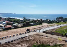 Foto 1 de Lote/Terreno à venda, 300m² em , Imbituba