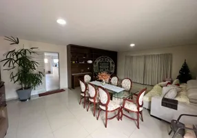 Foto 1 de Casa com 3 Quartos para alugar, 320m² em Ribeirão do Lipa, Cuiabá