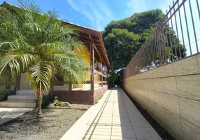 Foto 1 de Casa com 3 Quartos à venda, 172m² em Formoza, Alvorada