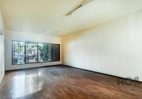 Foto 1 de Casa com 3 Quartos à venda, 211m² em São João, Porto Alegre