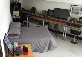 Foto 1 de Apartamento com 1 Quarto para alugar, 45m² em Mirandópolis, São Paulo