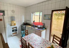 Foto 1 de Casa com 2 Quartos à venda, 200m² em Ilha das Caieiras, Praia Grande