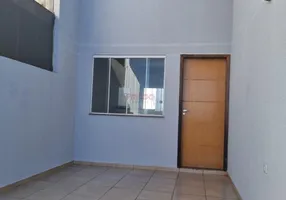 Foto 1 de Casa com 2 Quartos à venda, 54m² em , Mandaguaçu