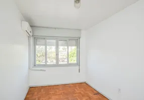 Foto 1 de Apartamento com 2 Quartos para alugar, 75m² em Azenha, Porto Alegre