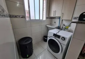 Foto 1 de Apartamento com 2 Quartos à venda, 72m² em Campo da Aviação, Praia Grande