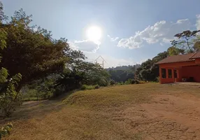 Foto 1 de Fazenda/Sítio com 2 Quartos à venda, 2000m² em Jardim Nossa Senhora das Graças, Cotia