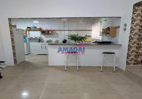 Foto 1 de Casa com 3 Quartos à venda, 122m² em Centro, Jacareí