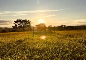 Foto 1 de Lote/Terreno à venda, 1000m² em Paraíso, Mateus Leme