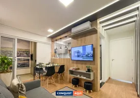 Foto 1 de Apartamento com 2 Quartos à venda, 52m² em Parque Industrial, Maringá