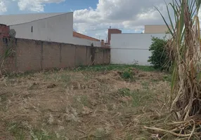 Foto 1 de Lote/Terreno à venda, 250m² em Jardim Embare, São Carlos