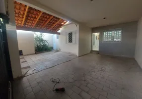 Foto 1 de Casa com 2 Quartos à venda, 136m² em Vila Campestre, São Paulo