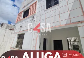 Foto 1 de Casa com 6 Quartos para alugar, 168m² em Joaquim Tavora, Fortaleza