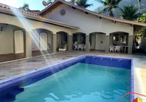 Foto 1 de Casa com 4 Quartos à venda, 620m² em Centro, Ubatuba