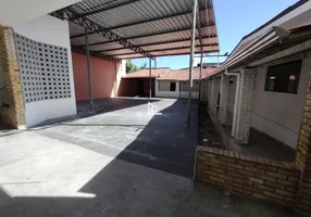 Foto 1 de Ponto Comercial com 8 Quartos para alugar, 696m² em Ponta Negra, Natal