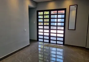 Foto 1 de Casa com 2 Quartos para venda ou aluguel, 190m² em Demarchi, São Bernardo do Campo