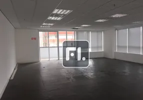 Foto 1 de Sala Comercial para alugar, 240m² em Vila Olímpia, São Paulo