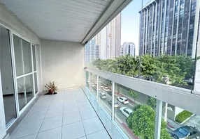 Foto 1 de Apartamento com 3 Quartos à venda, 93m² em Enseada do Suá, Vitória