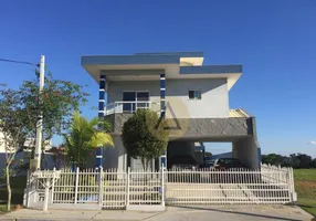 Foto 1 de Casa de Condomínio com 3 Quartos à venda, 252m² em Vale dos Cristais, Macaé