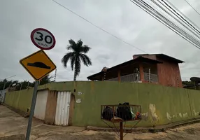 Foto 1 de Sobrado com 4 Quartos à venda, 250m² em Jardim Paulista, Cuiabá