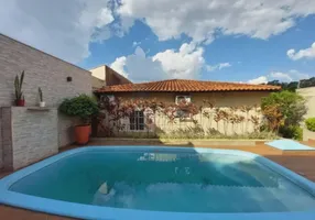 Foto 1 de Casa com 3 Quartos à venda, 216m² em Campos Eliseos, Ribeirão Preto