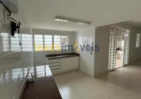 Foto 1 de Casa com 4 Quartos à venda, 225m² em Vila Tamandaré, Ribeirão Preto