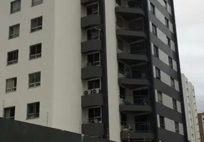 Foto 1 de Apartamento com 3 Quartos para alugar, 100m² em Treze de Julho, Aracaju