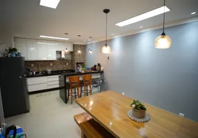 Foto 1 de Casa de Condomínio com 3 Quartos à venda, 120m² em Petrópolis, Várzea Grande